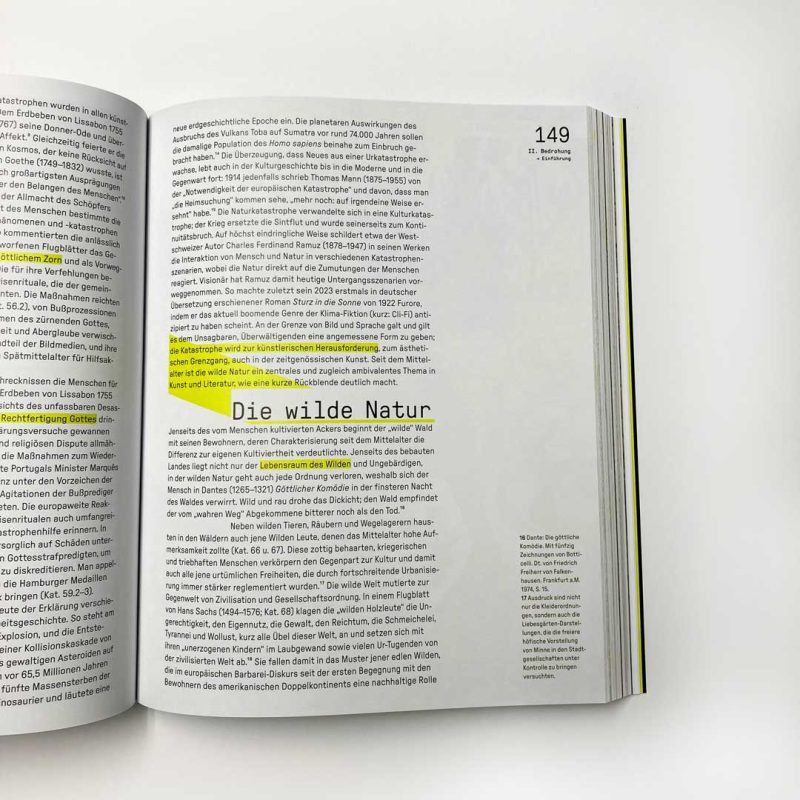 Blick-ins-Buch_Fadenheftung-Sonderfarbe